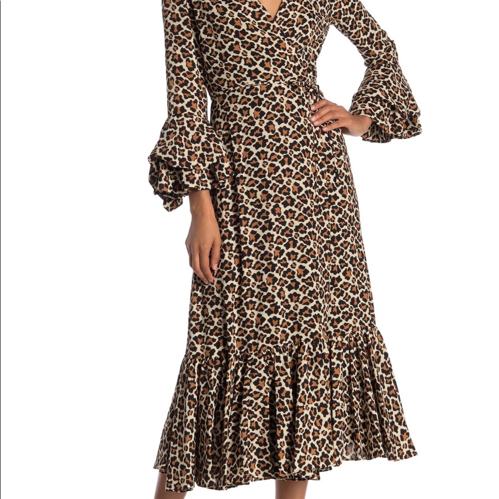 Diane Von Furstenberg ruffle sleeve wrap dress NWT